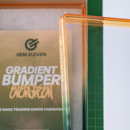 Gradient Bumper Evergreen – PSA & CGC Slab Schutz