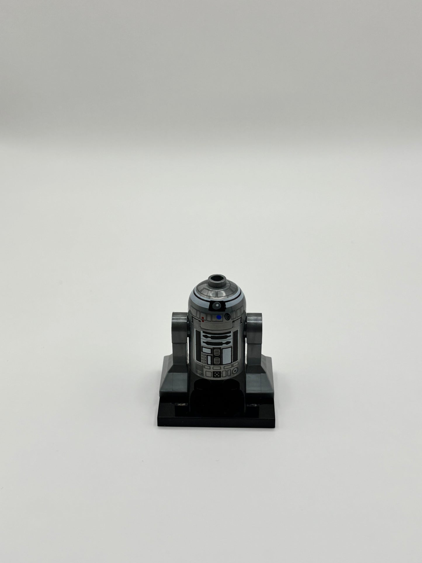 Lego Star Wars Astromech Droid, R2-Q2 sw0303
